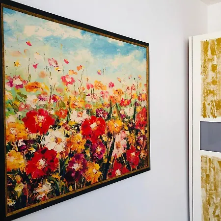 Golden Pearl - Jacuzzi Center Luxury アパート