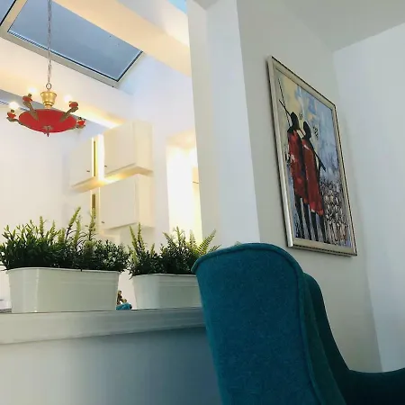 Golden Pearl - Jacuzzi Center Luxury Apartament Sofia