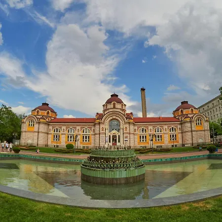 Apartament Golden Pearl - Jacuzzi Center Luxury Sofia