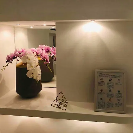 Golden Pearl - Jacuzzi Center Luxury Appartement *