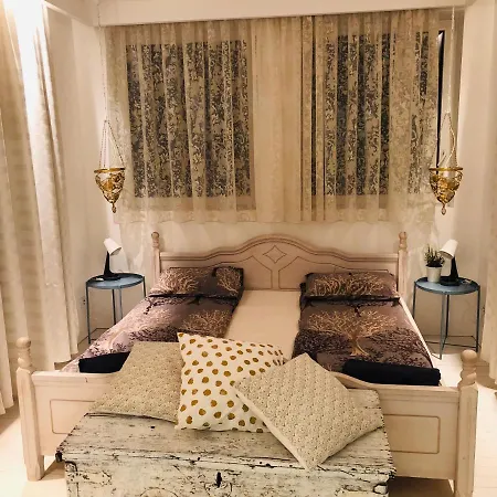 Golden Pearl - Jacuzzi Center Luxury Appartement